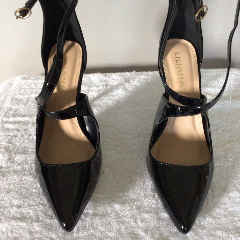 Liliana Heels